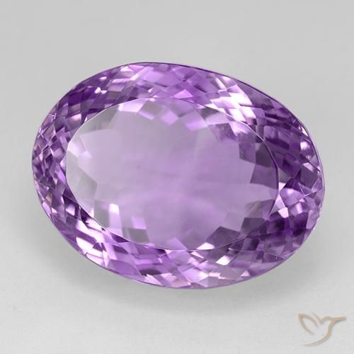 Améthyste Violet violacé naturelle ovale, 33.57 ct, IF