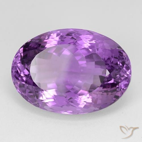 Améthyste Violet violacé naturelle ovale, 31.04 ct, IF