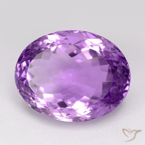 Améthyste Violet Rosâtre naturelle ovale, 25.76 ct, VVS