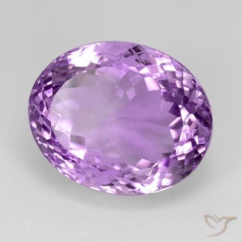 Améthyste Violet rosâtre moyen naturelle ovale, 25.80 ct, IF