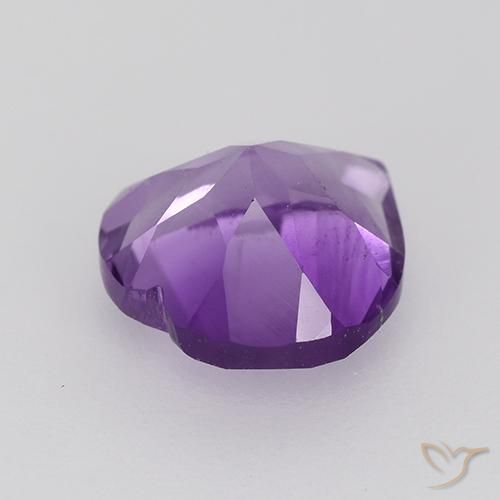 Améthyste Violet intense naturelle Cœur, 1.55 ct, VS
