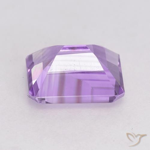 Améthyste Violet rosâtre léger naturelle Octogone / coupe Émeraude, 2.19 ct, VVS-VS