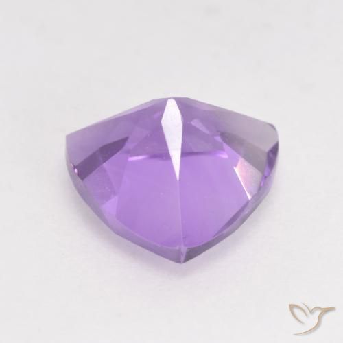Améthyste Violet moyen naturelle Trillion, 1.56 ct, VS
