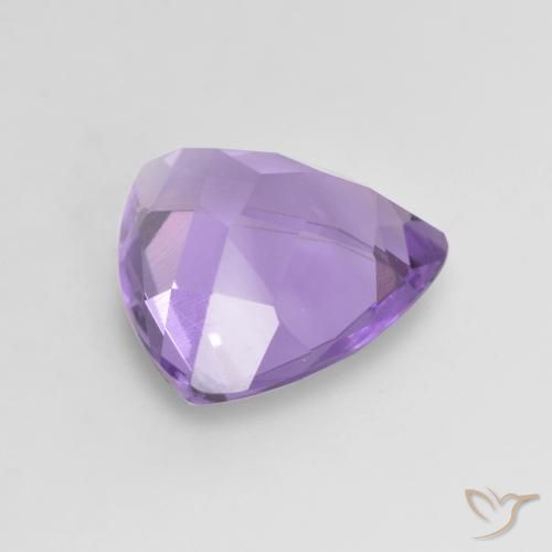 Améthyste Violet moyen naturelle Trillion, 2.66 ct, VVS-VS