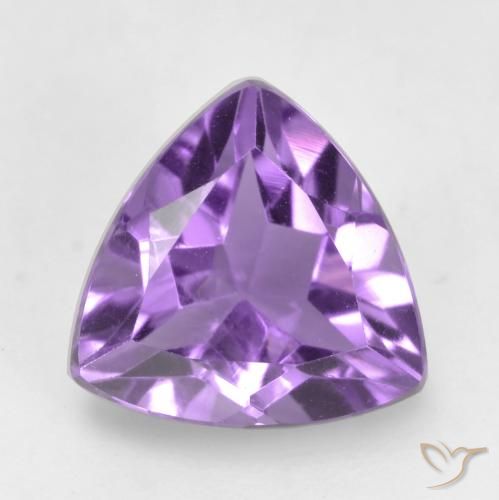 Améthyste Violet moyen naturelle Trillion, 1.56 ct, VVS-VS