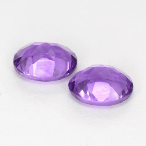 Achetez naturel 0.60ct Violet moyen Améthyste gems, Coupe ovale, En provenance Brésil chez GemSelect. En stock, livraison internationale!