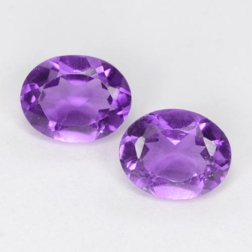 Achetez naturel 0,61ct violet moyen-léger améthyste gems, coupe ovale, en provenance brésil chez gemselect. en stock, livraison internationale!
