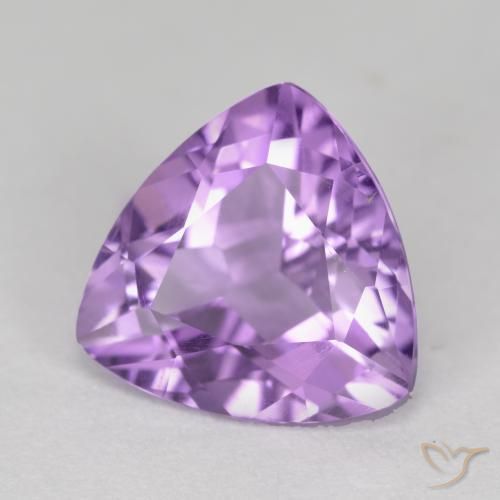 Améthyste Pourpre violacé moyen naturelle Trillion, 2.74 ct, VS