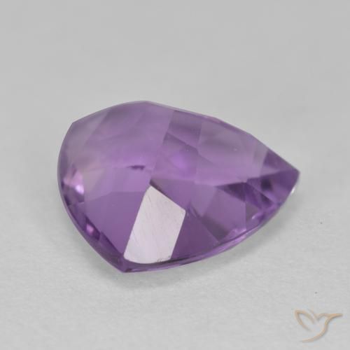 Améthyste Pourpre violacé moyen naturelle Trillion, 2.74 ct, VS