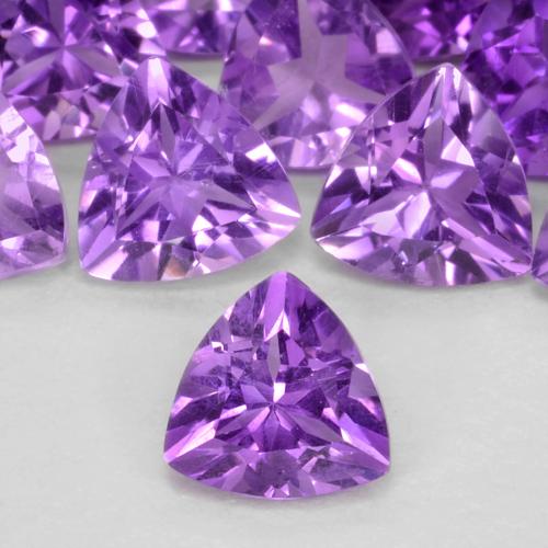 Améthyste Violet moyen naturelle Trillion, 0.04 ct, VS