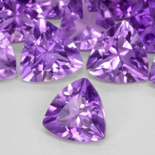 Améthyste Violet moyen naturelle Trillion, 0.04 ct, VS