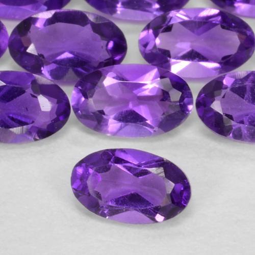 Achetez naturel 0,62ct violet moyen améthyste gems, coupe ovale, en provenance brésil chez gemselect. en stock, livraison internationale!