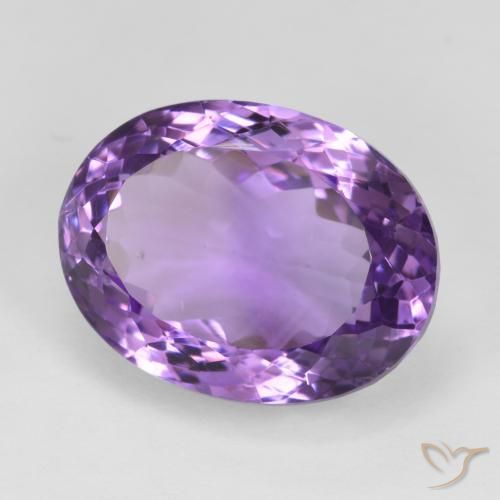 Améthyste Violet vif naturelle ovale, 20.84 ct, VS