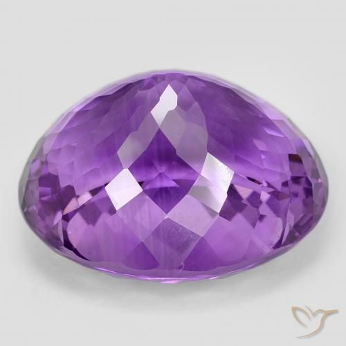 Améthyste Violet moyen naturelle ovale, 61.12 ct, VVS
