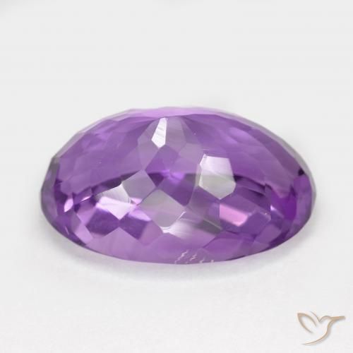 Améthyste Violet moyen naturelle ovale, 15.45 ct, VS