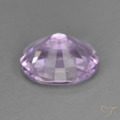 Améthyste Violet moyen naturelle ovale, 4.38 ct, VVS