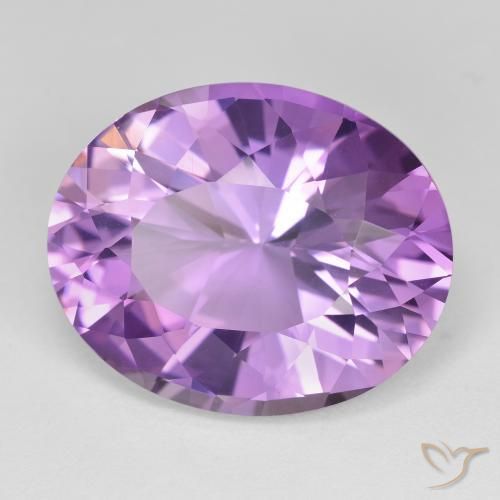 Améthyste Violet Rosâtre naturelle ovale, 17.77 ct, VVS