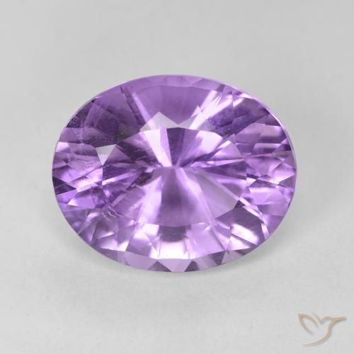 Améthyste Violet Rosâtre naturelle ovale, 5.95 ct, VVS-VS
