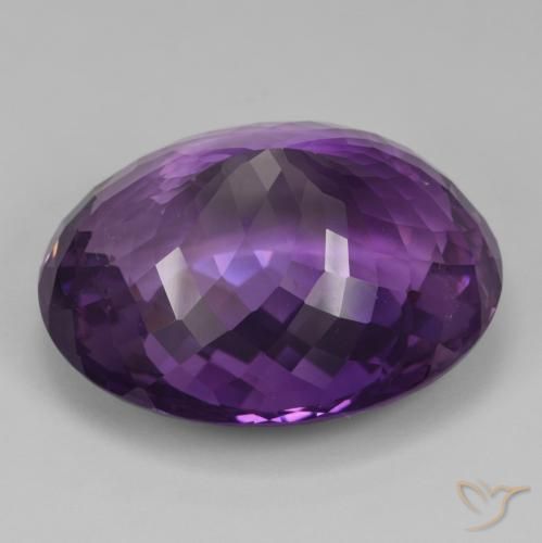 Améthyste Violet moyen naturelle ovale, 98.10 ct, IF