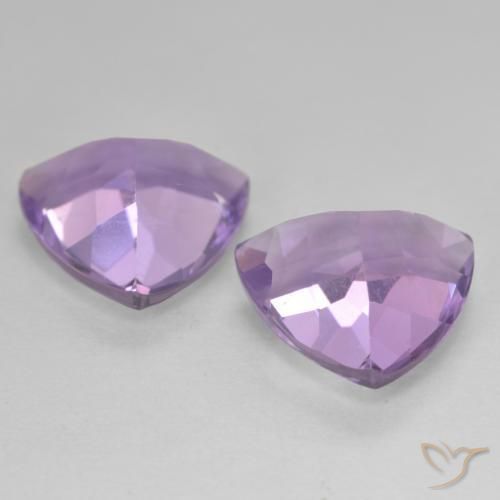 Shop natural 5.55ct Violet moyen Améthyste gems, Trillion, from Brésil at GemSelect. In stock, global shipping!
