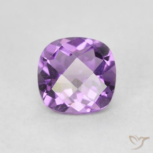 Améthyste Violet vif naturelle Coupe coussin, 0.55 ct, VVS