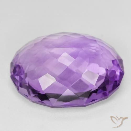 Améthyste Violet vif naturelle ovale, 31.19 ct, VVS