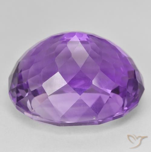 Améthyste Violet vif naturelle ovale, 44.60 ct, VVS