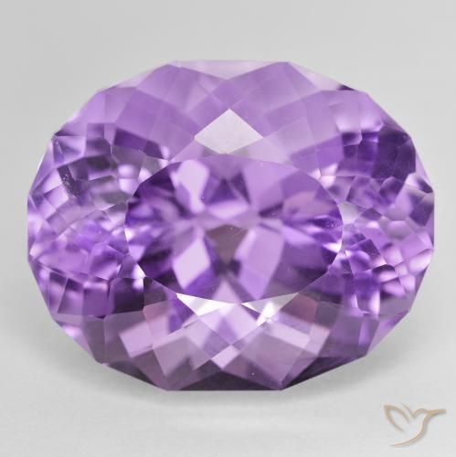 28.91ct Naturel Violet moyen Améthyste, ovale, VVS-VS