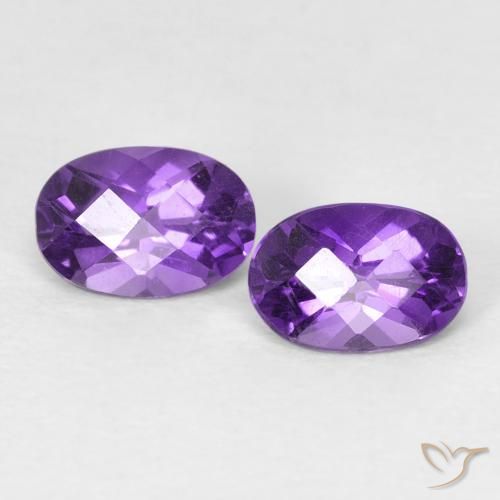 Achetez naturel 0.82ct Violet foncé Améthyste gems, Coupe ovale, En provenance Brésil chez GemSelect. En stock, livraison internationale!