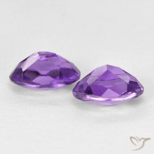 Shop natural 0.92ct Violet moyen Améthyste gems, ovale, from Brésil at GemSelect. In stock, global shipping!