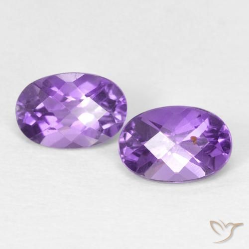 Shop natural 0.92ct Violet foncé Améthyste gems, ovale, from Brésil at GemSelect. In stock, global shipping!