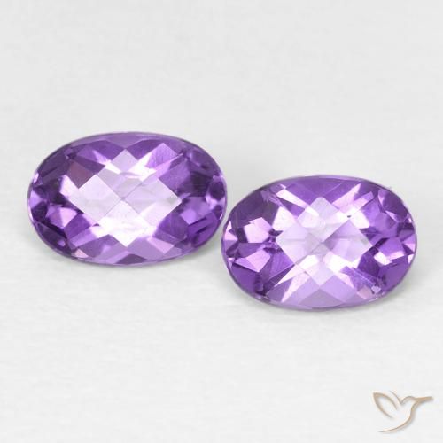 Shop natural 0.88ct Violet foncé Améthyste gems, ovale, from Brésil at GemSelect. In stock, global shipping!