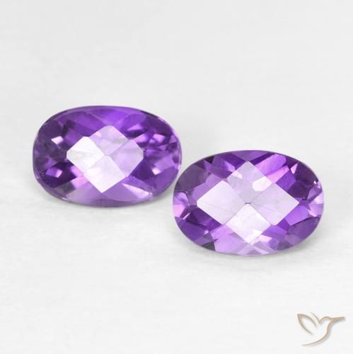 Achetez naturel 0,82ct violet intense améthyste gems, coupe ovale, en provenance brésil chez gemselect. en stock, livraison internationale!