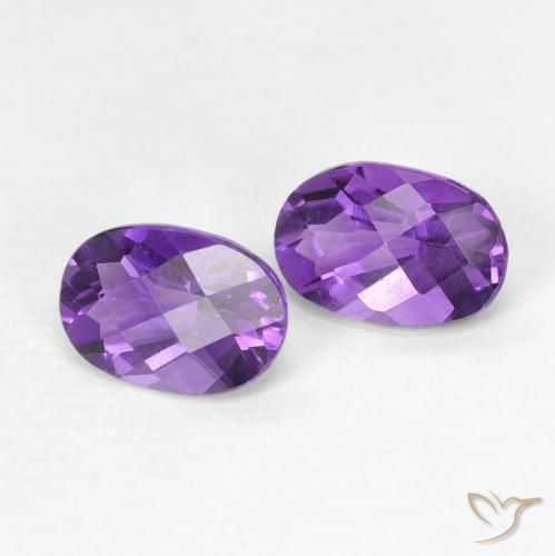 Shop natural 0.82ct Violet foncé Améthyste gems, ovale, from Brésil at GemSelect. In stock, global shipping!