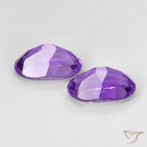 Shop natural 0.86ct Medium Light-Violet Améthyste gems, ovale, from Brésil at GemSelect. In stock, global shipping!