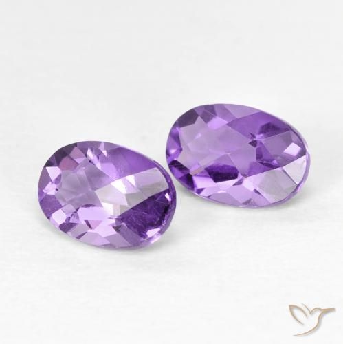 Shop natural 0.92ct Violet moyen Améthyste gems, ovale, from Brésil at GemSelect. In stock, global shipping!