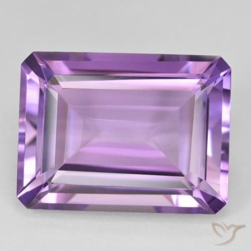 21.40ct Naturel Medium Light Purplish-Violet Améthyste, Taille émeraude, VVS