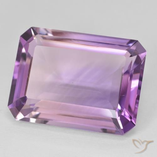 Améthyste Medium Light Purplish-Violet naturelle Octogone / coupe Émeraude, 20.24 ct, VVS