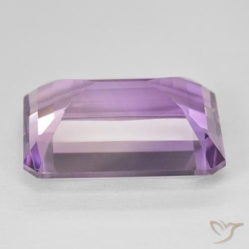 Améthyste Medium Light Purplish-Violet naturelle Octogone / coupe Émeraude, 20.24 ct, VVS