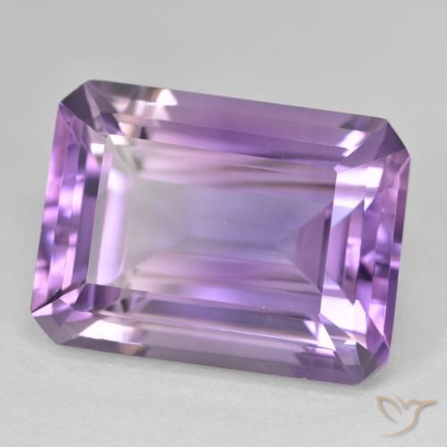 23.51ct Naturel Pourpre violacé moyen Améthyste, Taille émeraude, VVS-VS