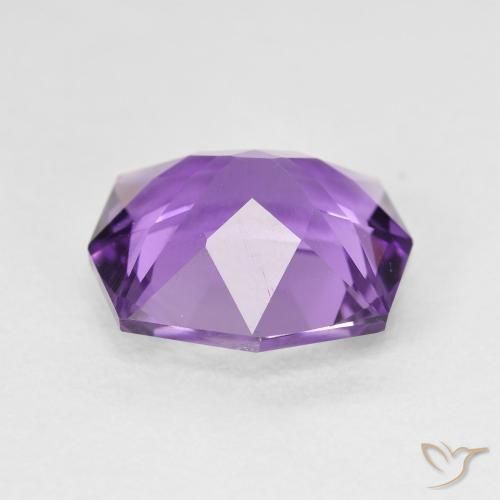 Améthyste Pourpre violacé moyen naturelle Fantaisie, 4.33 ct, VVS-VS