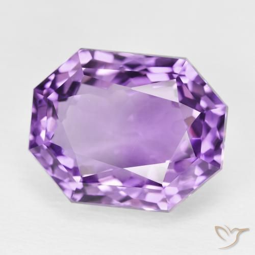 Améthyste Violet moyen naturelle Octogone / coupe Émeraude, 17.11 ct, VVS