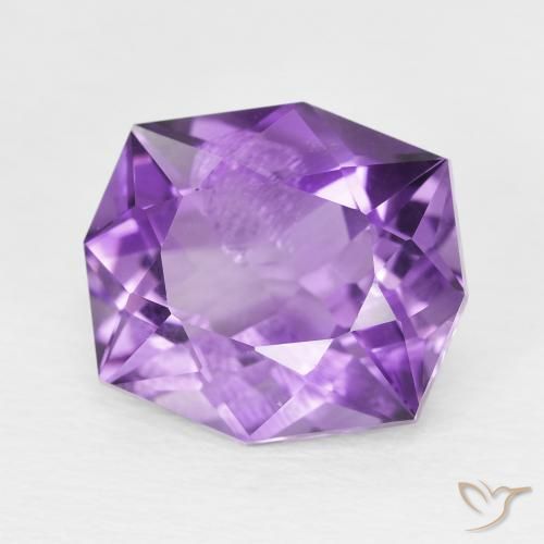 Améthyste Violet vif naturelle Fantaisie, 4.78 ct, VS
