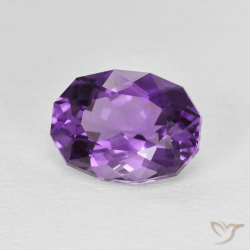 Améthyste Violet rosé foncé naturelle ovale, 2.52 ct, VVS