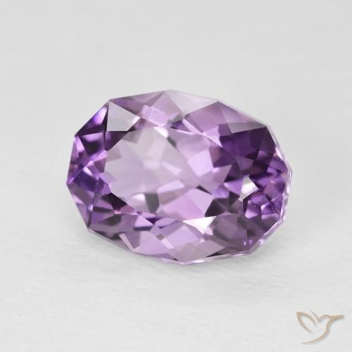 Améthyste Light-Medium Violet naturelle ovale, 3.56 ct, VS