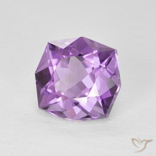 Améthyste Medium Light Purplish-Violet naturelle Fantaisie, 3.07 ct, VS
