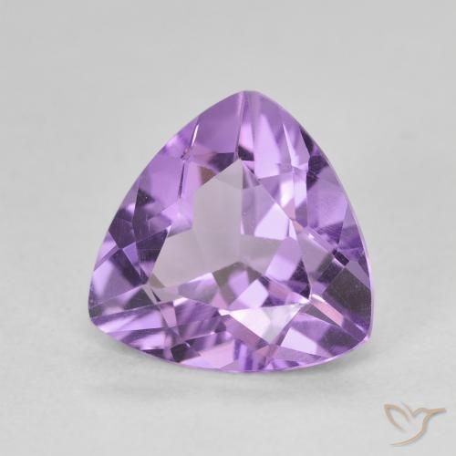 Améthyste Violet moyen naturelle Trillion, 2.60 ct, VVS