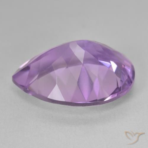 Améthyste Violet moyen naturelle En forme de poire, 17.70 ct, VVS-VS