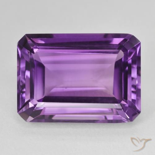 14.92ct Naturel Violet moyen Améthyste, Taille émeraude, VS