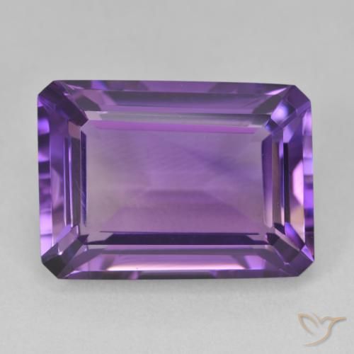 15.67ct Naturel Violet moyen Améthyste, Taille émeraude, VVS